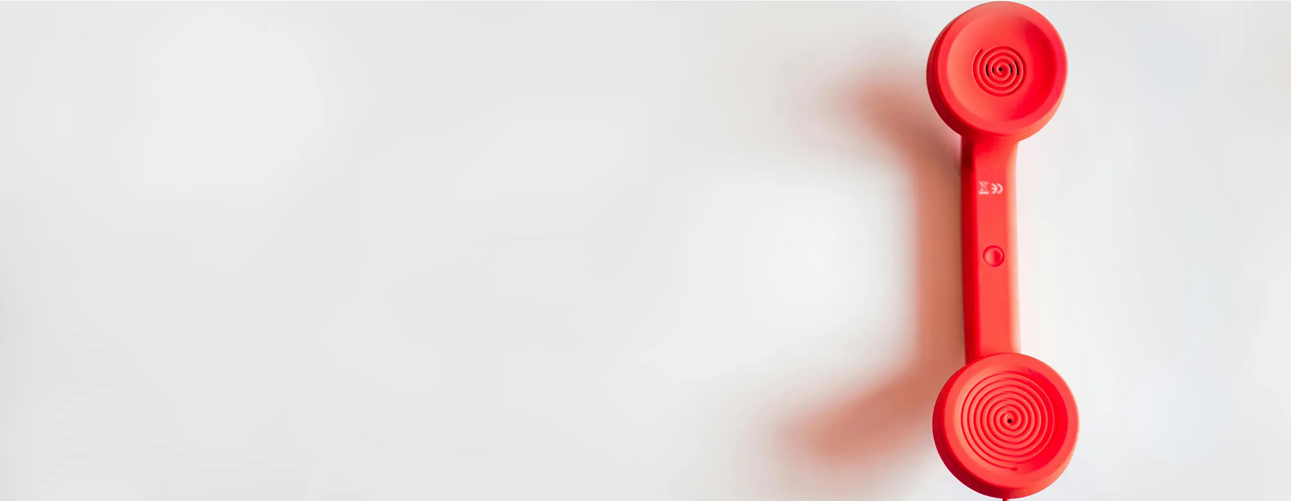 Contáctenos background